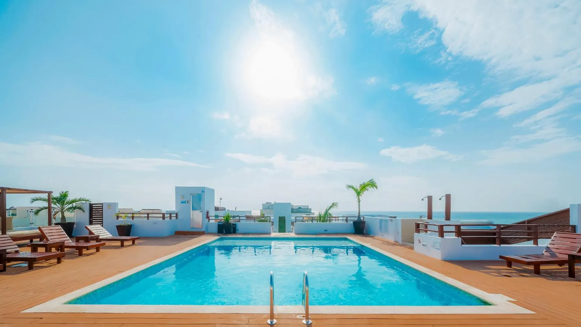 Modern 2 Bedroom Condo With Pool - Near To The Beach - Casa Del Mar 113 Playa del Carmen Mexico