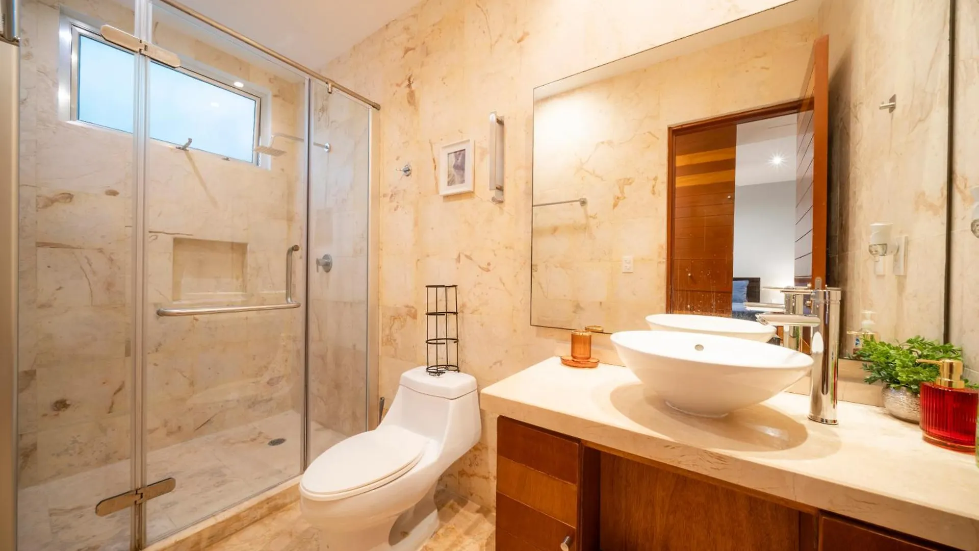 Holiday home Modern 2 Bedroom Condo With Pool - Near To The Beach - Casa Del Mar 113 Playa del Carmen