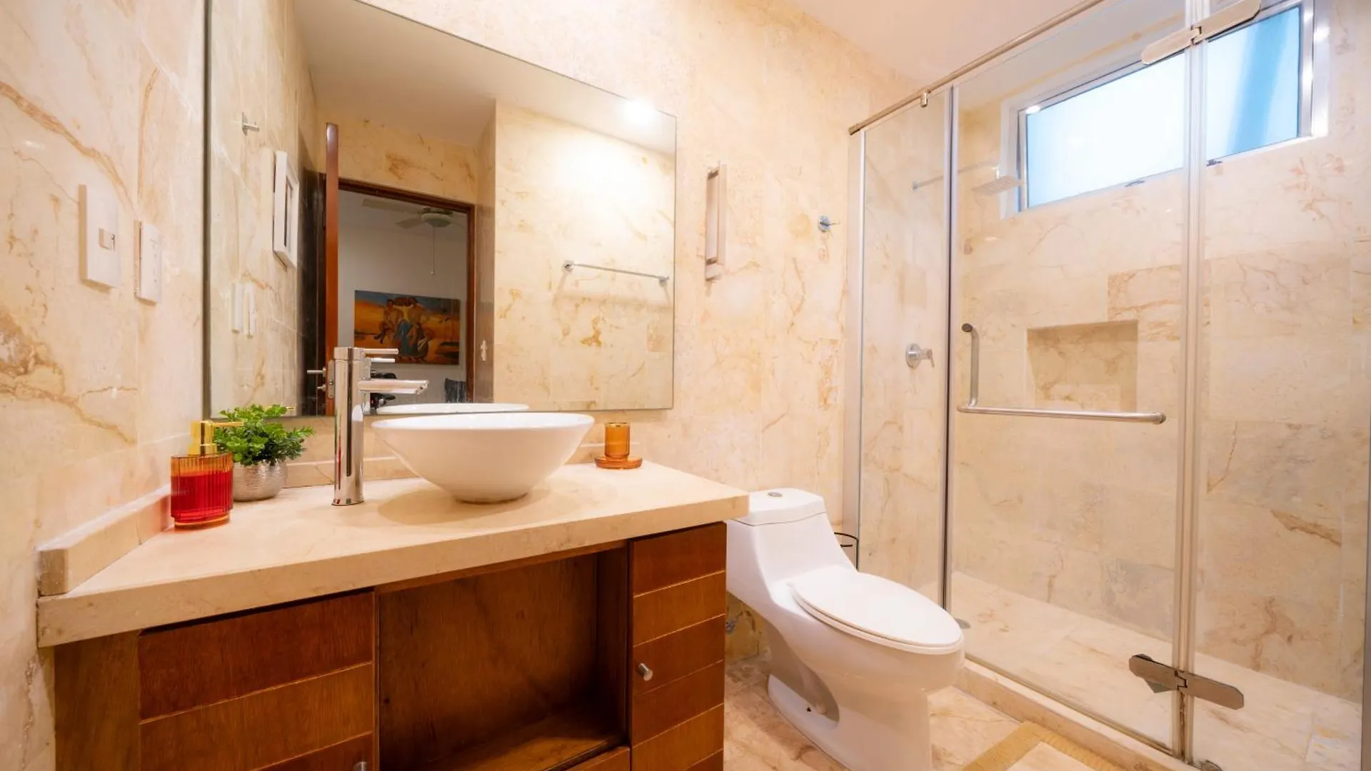Modern 2 Bedroom Condo With Pool - Near To The Beach - Casa Del Mar 113 Playa del Carmen 0*,