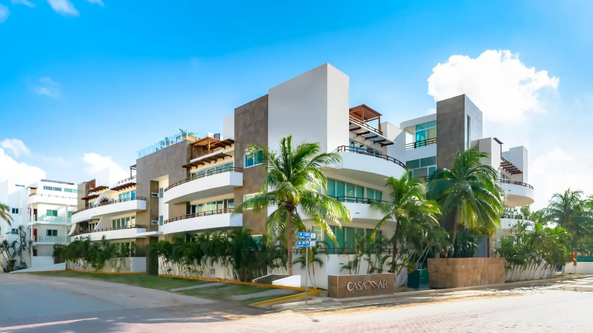 Modern 2 Bedroom Condo With Pool - Near To The Beach - Casa Del Mar 113 Playa del Carmen Mexico